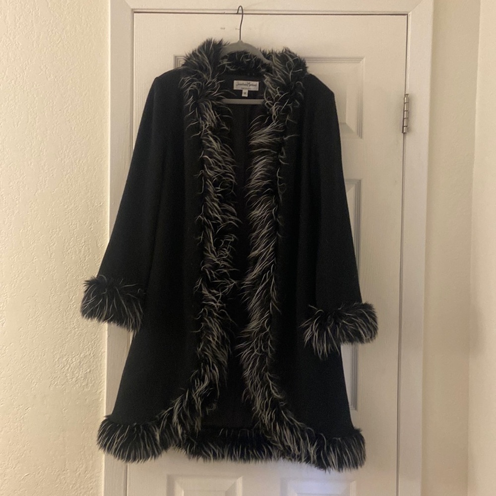 Fun night out wool coat! Size 8.